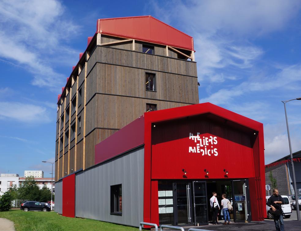 Larchitecture bois éphémère s'empare du Grand-Paris avec les ateliers Medicis